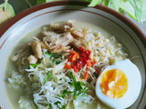 Soto Ayam kuah Santan
