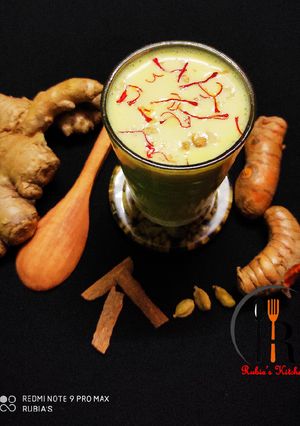 গোল্ডেন মিল্ক (Golden milk recipe in Bengali) রেসিপির প্রধান ছবি
