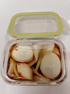A picture of Japanese boiled egg recipe.