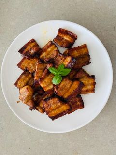 Hình của món Thịt Ba Rọi Nướng.