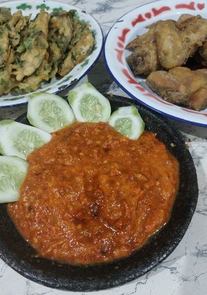 Foto resep Sambal Pecel Lele Lamongan