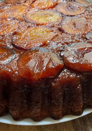 Une photo de 🪺Quetsches cake tatin🥮☕️