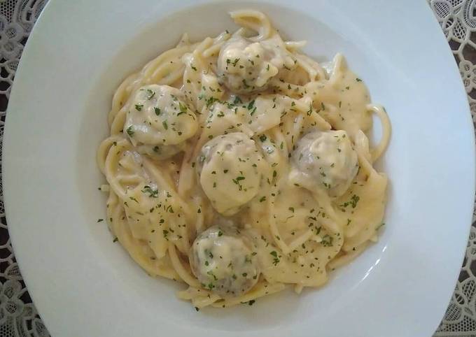 Standar Resep  membuat Chicken meatballs spaghetti dijamin lezat