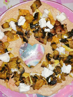 Una foto de Tortitas sanas con forma de corazón