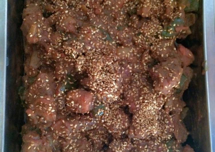 Daging sapi manis gurih