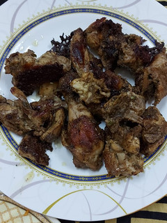 A picture of Lemon pepper chicken.