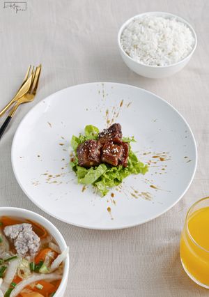Hình của món Sườn non chiên nước mắm.