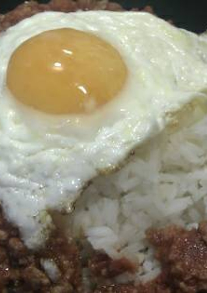 Una foto de Arroz a la cubana a mi estilo