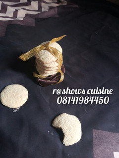 A picture of Coconut Cookies.