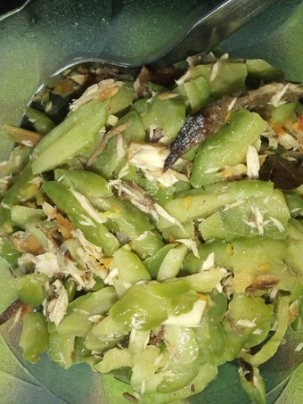 Langkah Gampang Menyiapkan Resep Pare cah tongkol yang Bisa Manjain Lidah Anti Ribet, Uenak Banget