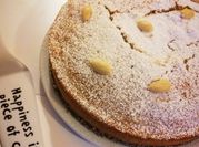 A picture of eggless vanilla cake