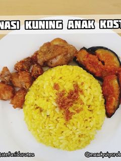 Foto resep Nasi Kuning Magic Com Ricecooker apalah 😝 | @masakyukyorobun
