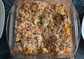 Crumble courge, noisette et chèvre frais