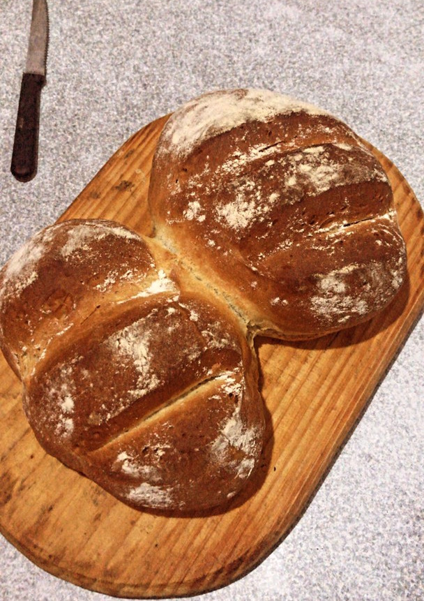 Una foto de Pan casero ¡Muy fácil y rápido!
