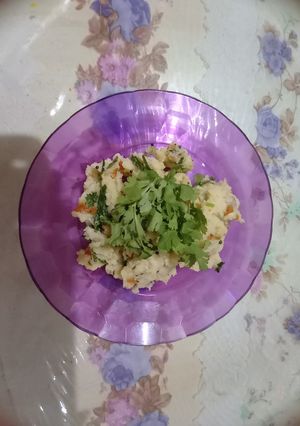 ઉપમા (Upma Recipe In Gujarati) રેસીપી મુખ્ય ફોટો