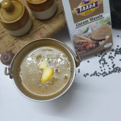 A picture of Dal makhani.