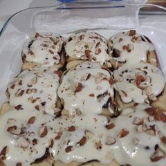 A picture of Cinnamon roll.