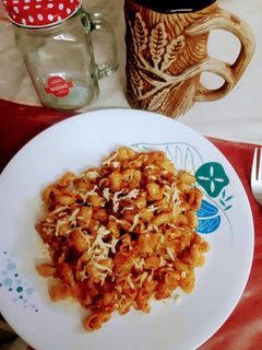 रेड सॉस विथ चेद्दार चीज़ मैकरॉनी पास्ता रेसिपी मुख्य फोटो