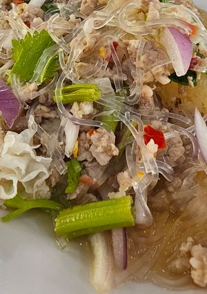 A picture of Yum Woon Sen (Thai Glass Noodle Salad).