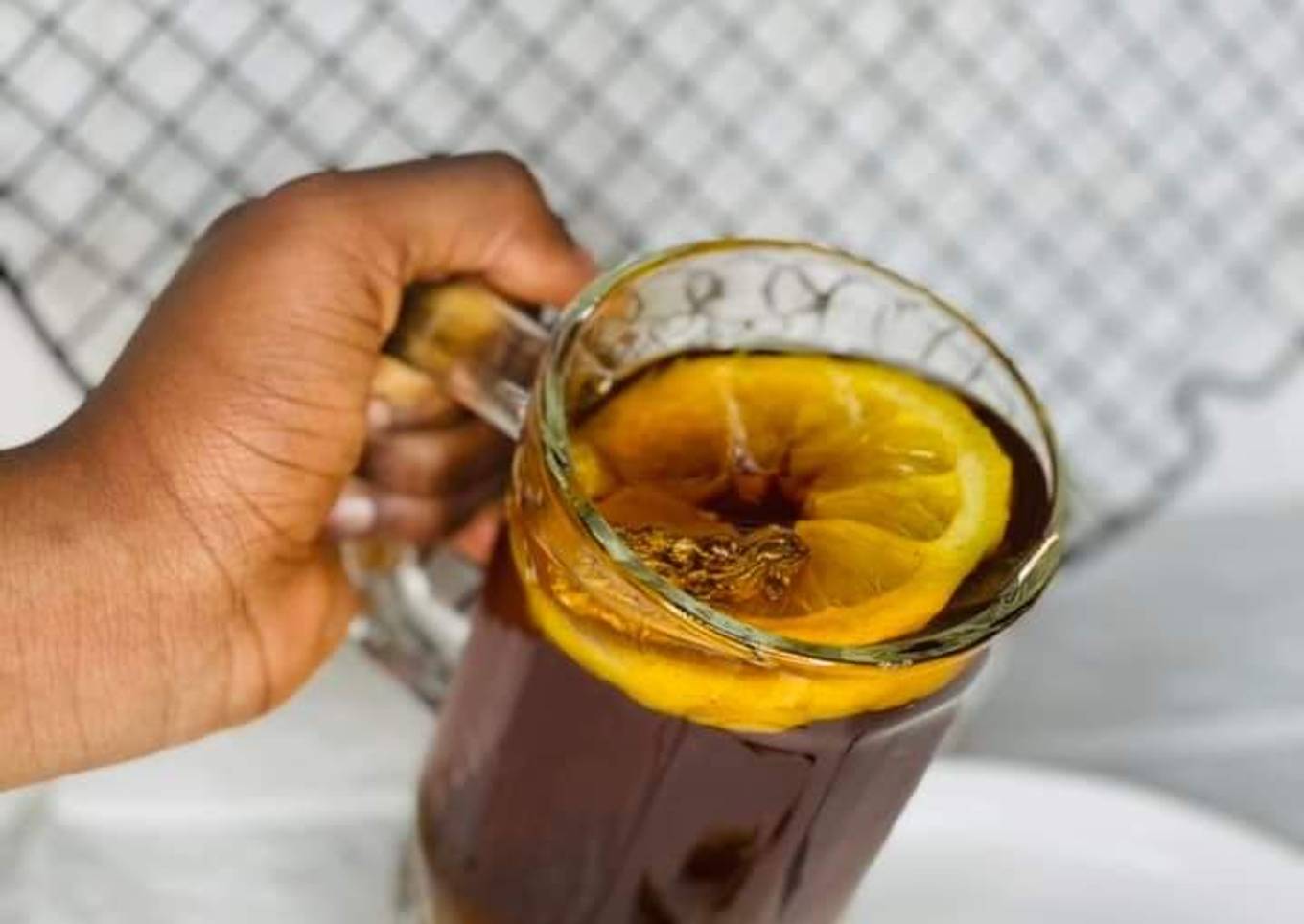 Cardamom lemon tea