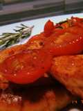 Bistecche di pollo con pomodori