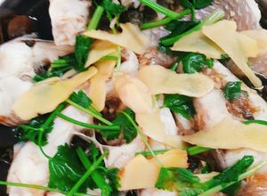 Hình của món Cá hấp gừng.