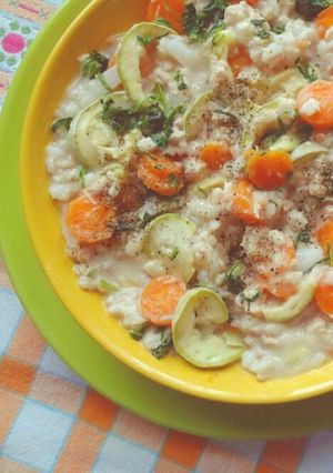 Foto di Orzo,farro, zucchine, carote, cipolla di Tropea, tonno
