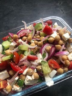 Sommerlicher Kichererbsensalat Rezepthauptbild