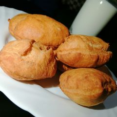 A picture of Cinnamon lemon mandazi.