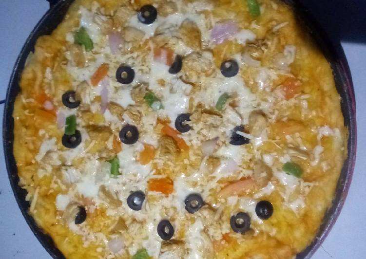 Steps to Prepare Jamie Oliver Homemade Chicken Tikka Pizza