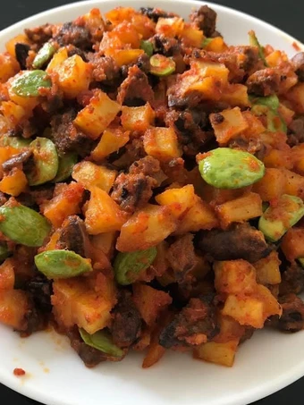 Langkah Mudah untuk Membuat Resep Sambel goreng ati kentang yang Menggugah Selera Anti Ribet, Lezat Sekali