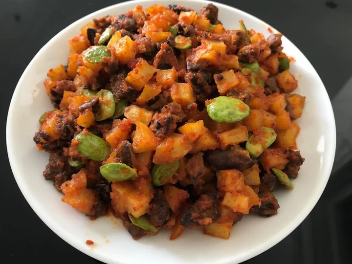 Langkah Mudah untuk Membuat Resep Sambel goreng ati kentang yang Menggugah Selera Anti Ribet, Lezat Sekali