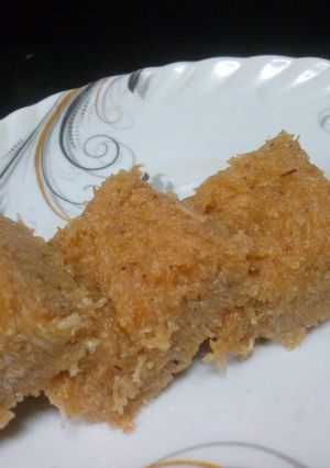 सेविया इन बर्फी स्टाइल (Seviya in barfi style recipe in hindi) रेसिपी मुख्य फोटो