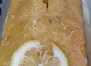 Una foto de Budín de lavanda 🪻 y limón 🍋