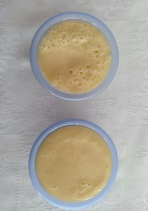 Una foto de Crema de limón sin lactosa
