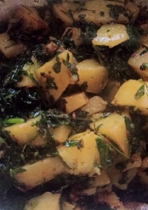 आलू मेथी की सब्जी(Aloo methi ki sabzi recipe in Hindi) रेसिपी मुख्य फोटो
