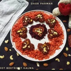 A picture of Carrot Beetroot Halwa in Heart Shape.