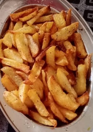 फ्रेंच फ्राइज (french fries recipe in Hindi) रेसिपी मुख्य फोटो