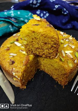 सूजी मैंगो केक (suji mango cake recipe in Hindi) रेसिपी मुख्य फोटो