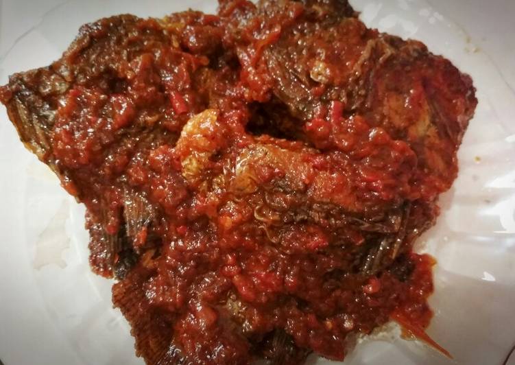Cara Gampang mengolah Ikan Bumbu Merah 🐟 Lezat