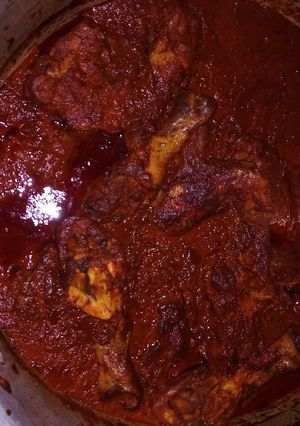 Una foto de Pollo enchilado al horno