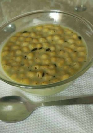 A picture of Boondi ka raita.