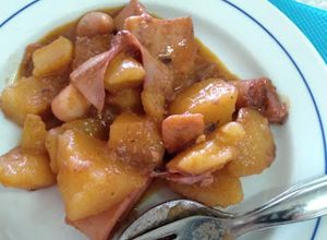 Foto de Lulas estufadas com Batatas