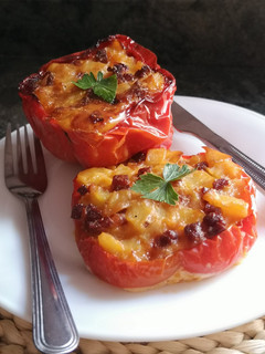 Una foto de Pimientos rellenos de tortilla choricera