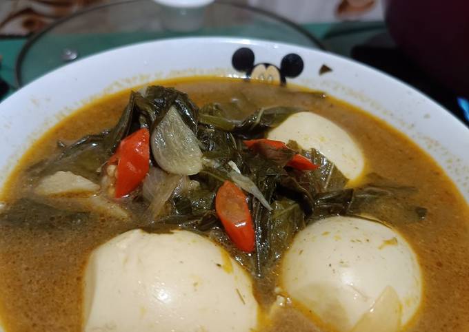 Resep Gulai Daun Singkong Telur Ayam Oleh Stevany Cookpad