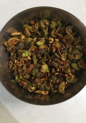 કંટોલા નું શાક (Kantola Shak Recipe In Gujarati) રેસીપી મુખ્ય ફોટો