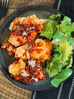 Könnyű omlós sült csirkemell - paprikás tejfölös hagymás🤩 recept fotója