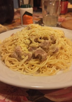 Una foto de Tallarines a la Carbonara sin huevo