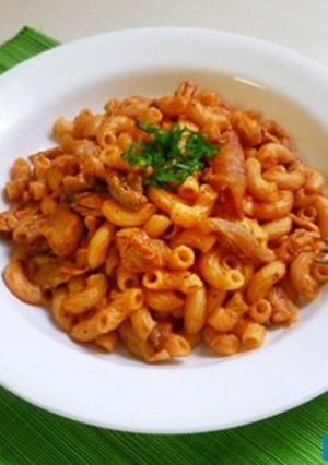 Hình của món Nui sốt tương Heinz.