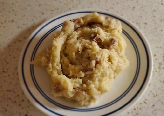 Simple Way to Make Homemade Lauren&#39;s Mashed Potatoes